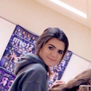 Meet your Posher, Chloe